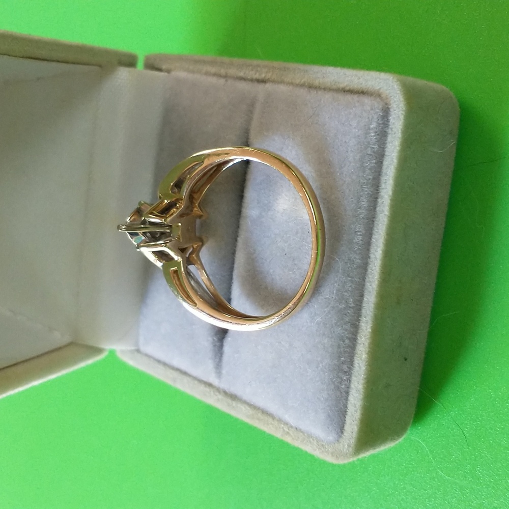 14k solid gold diamond cluster cocktail ring - Picture 4 of 7